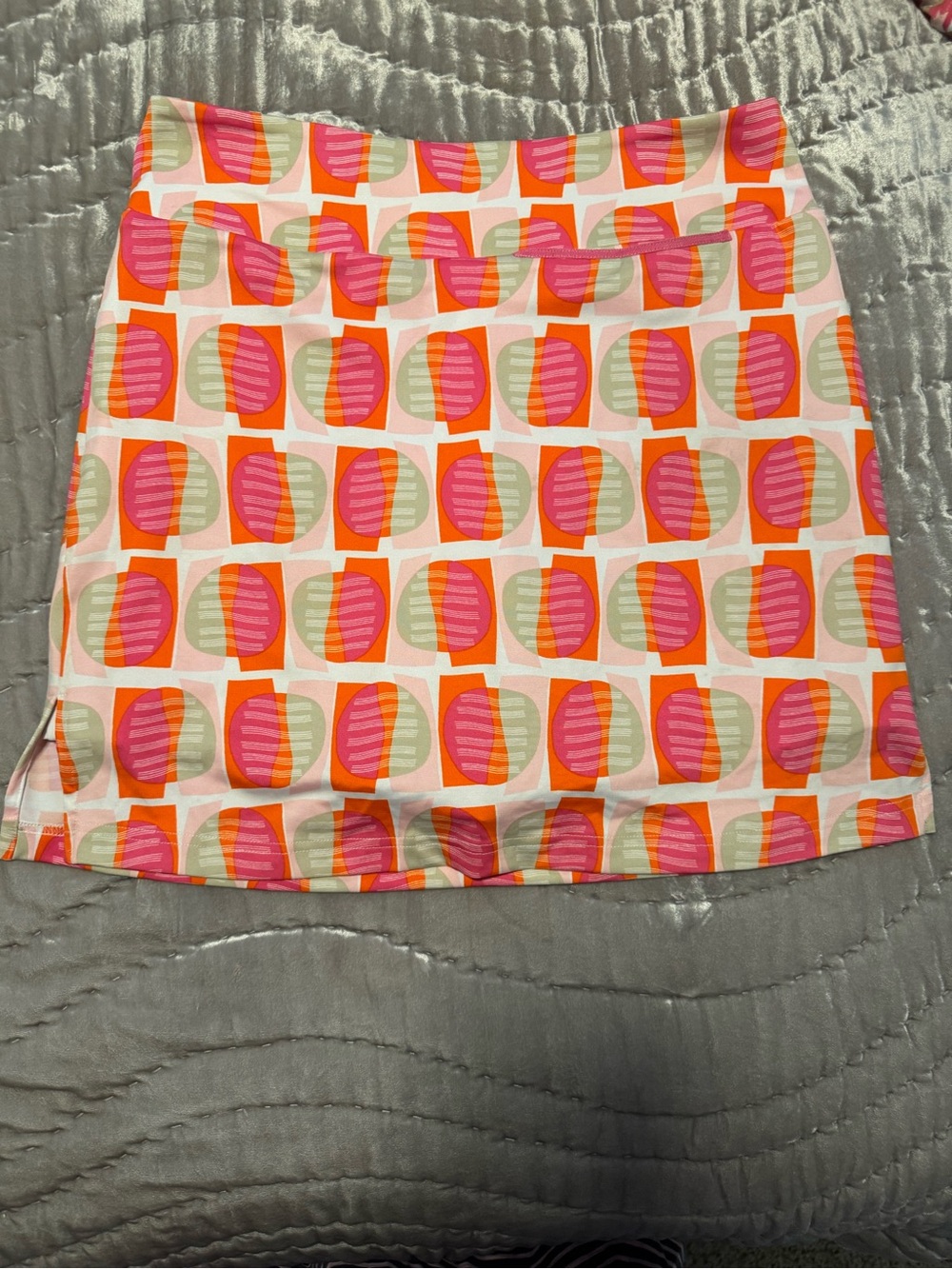 Golftini Women’s Pink & Orange Geometric Print Golf Skirt